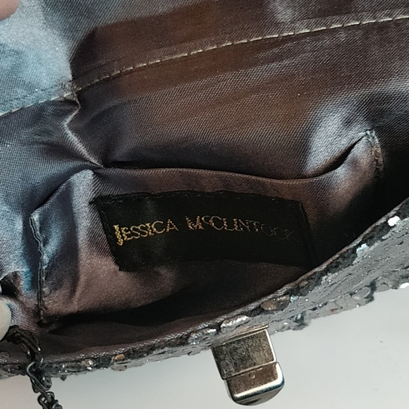 COPY - Silver shimmer Formal Purse - Picture 3 of 5